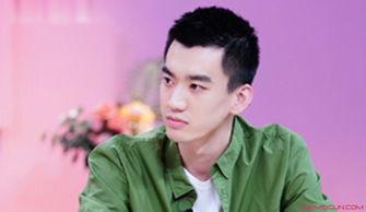 程雍个人资料多少岁,岁月沉淀，智慧与才华并重的艺术人生